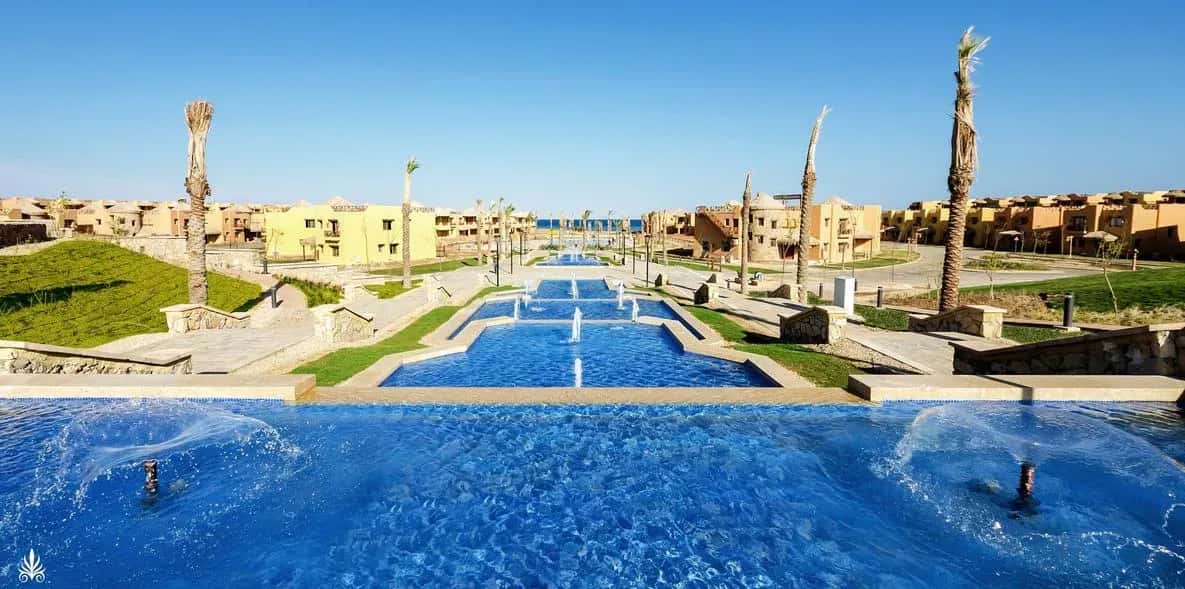 Sokhna، العين السخنه — صورة 1